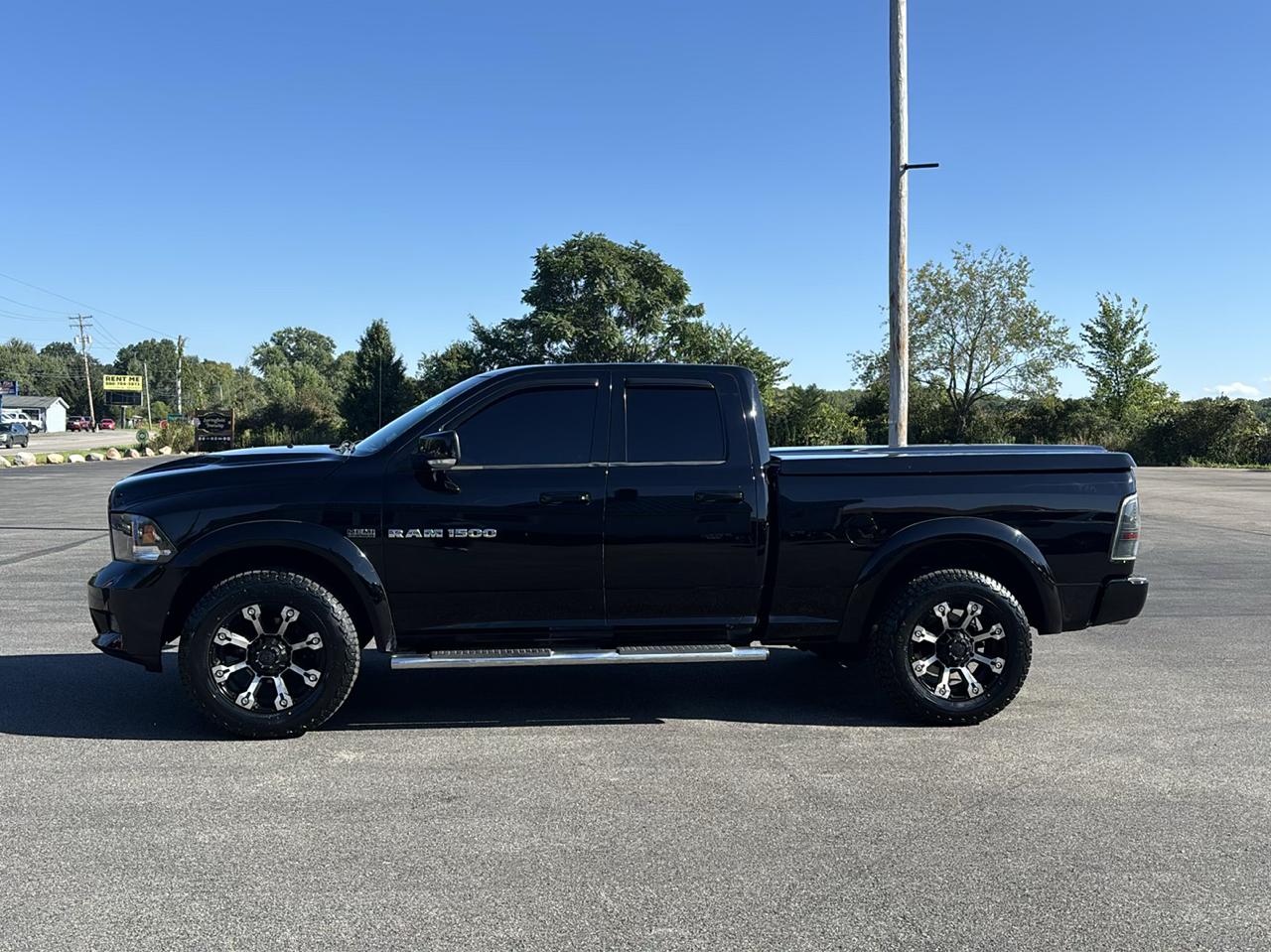 RAM 1500 4WD Quad Cab 140.5" Sport 2012