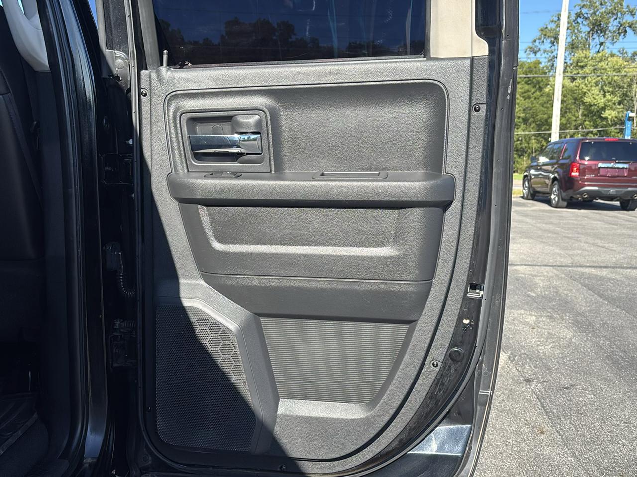 RAM 1500 4WD Quad Cab 140.5" Sport 2012