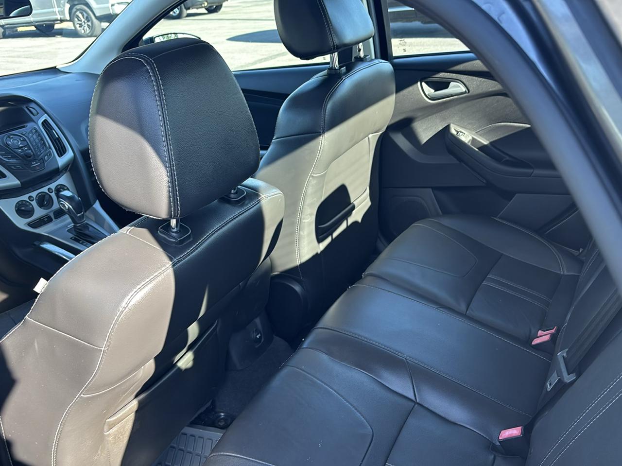 Ford Focus 4dr Sdn SE 2014