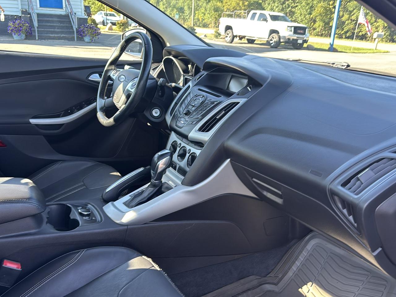 Ford Focus 4dr Sdn SE 2014