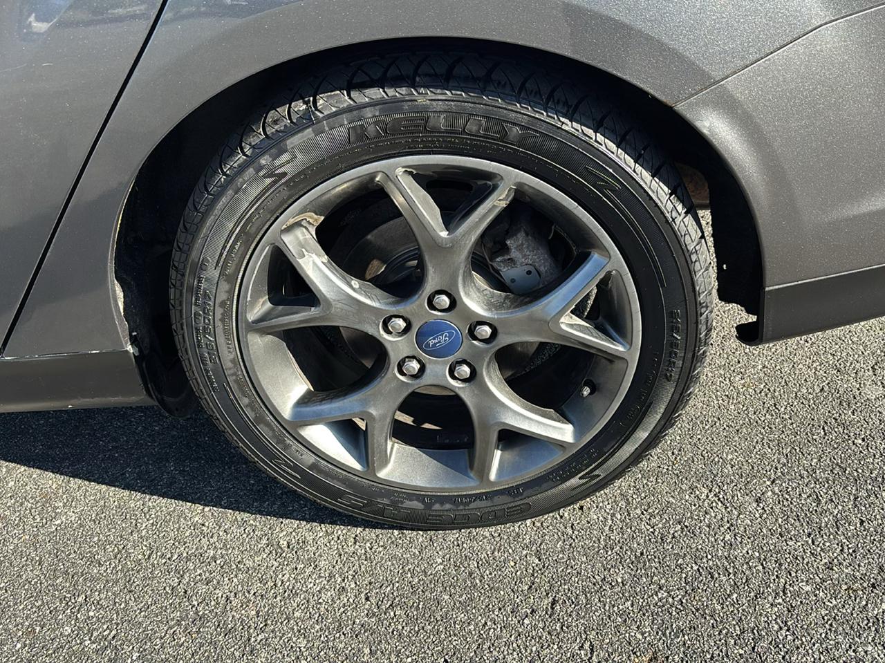 Ford Focus 4dr Sdn SE 2014