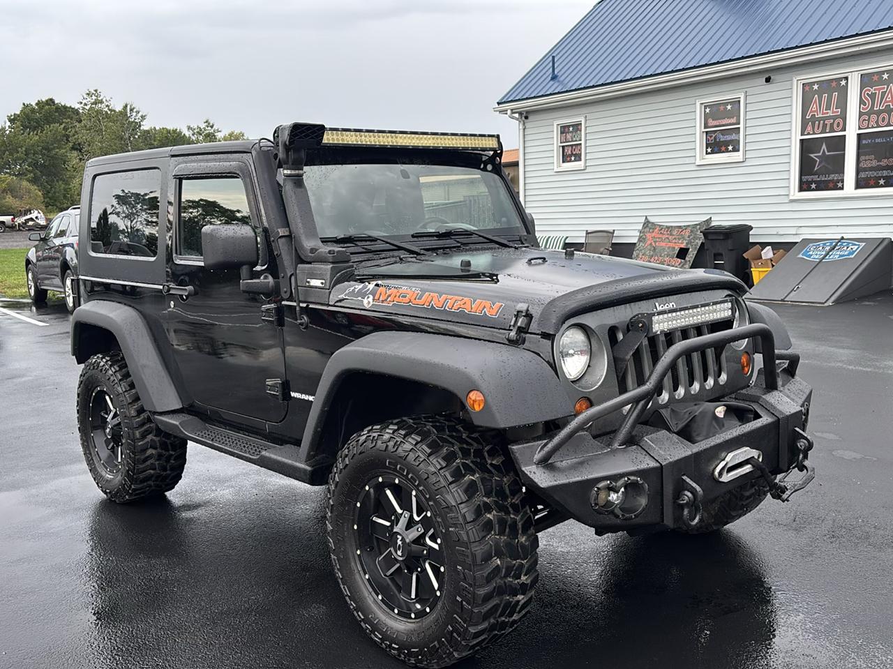 Jeep Wrangler 4WD 2dr Mountain 2010