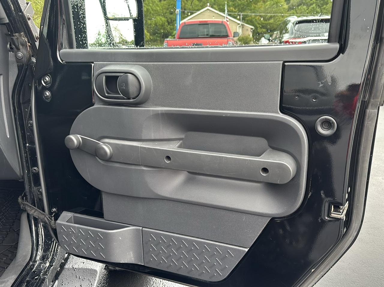 Jeep Wrangler 4WD 2dr Mountain 2010