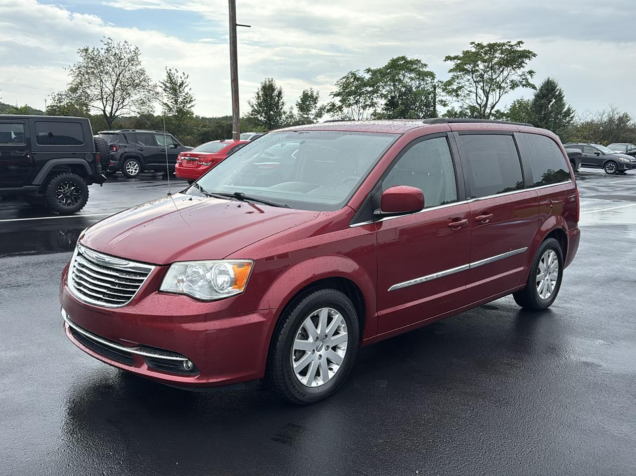 Chrysler Town & Country 4dr Wgn Touring 2013