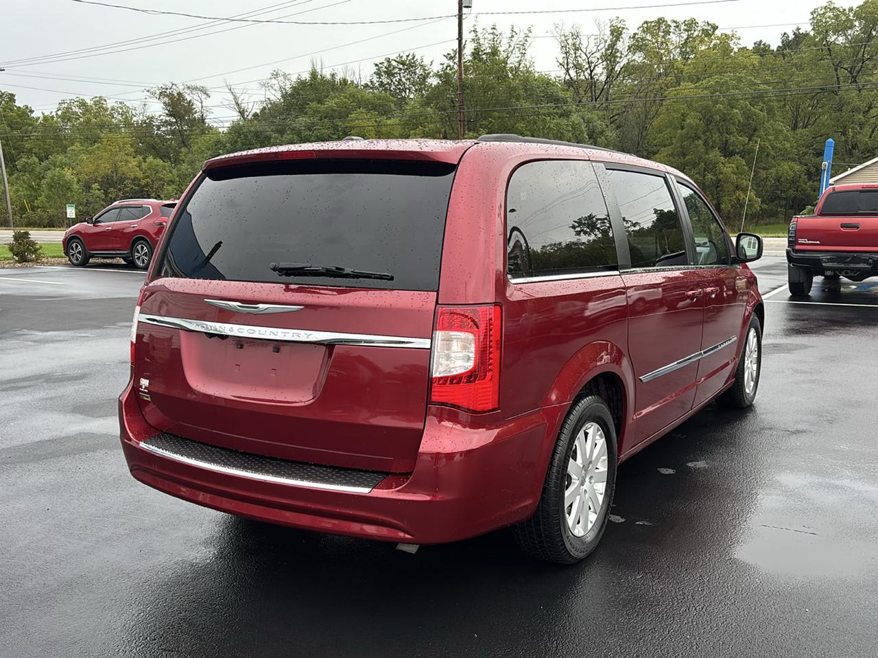 Chrysler Town & Country 4dr Wgn Touring 2013