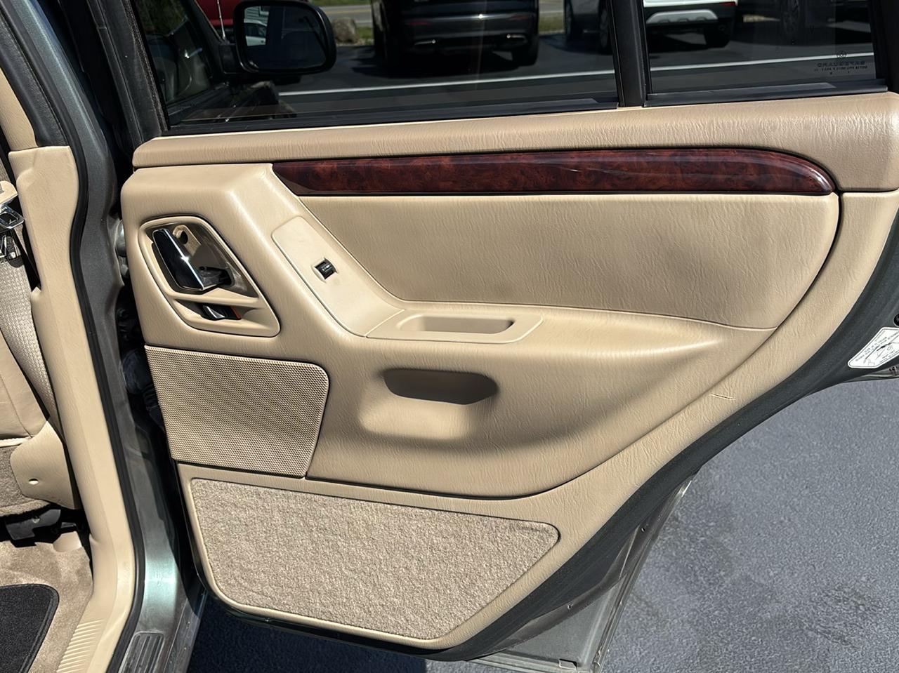 Jeep Grand Cherokee 4dr Limited 4WD 2004