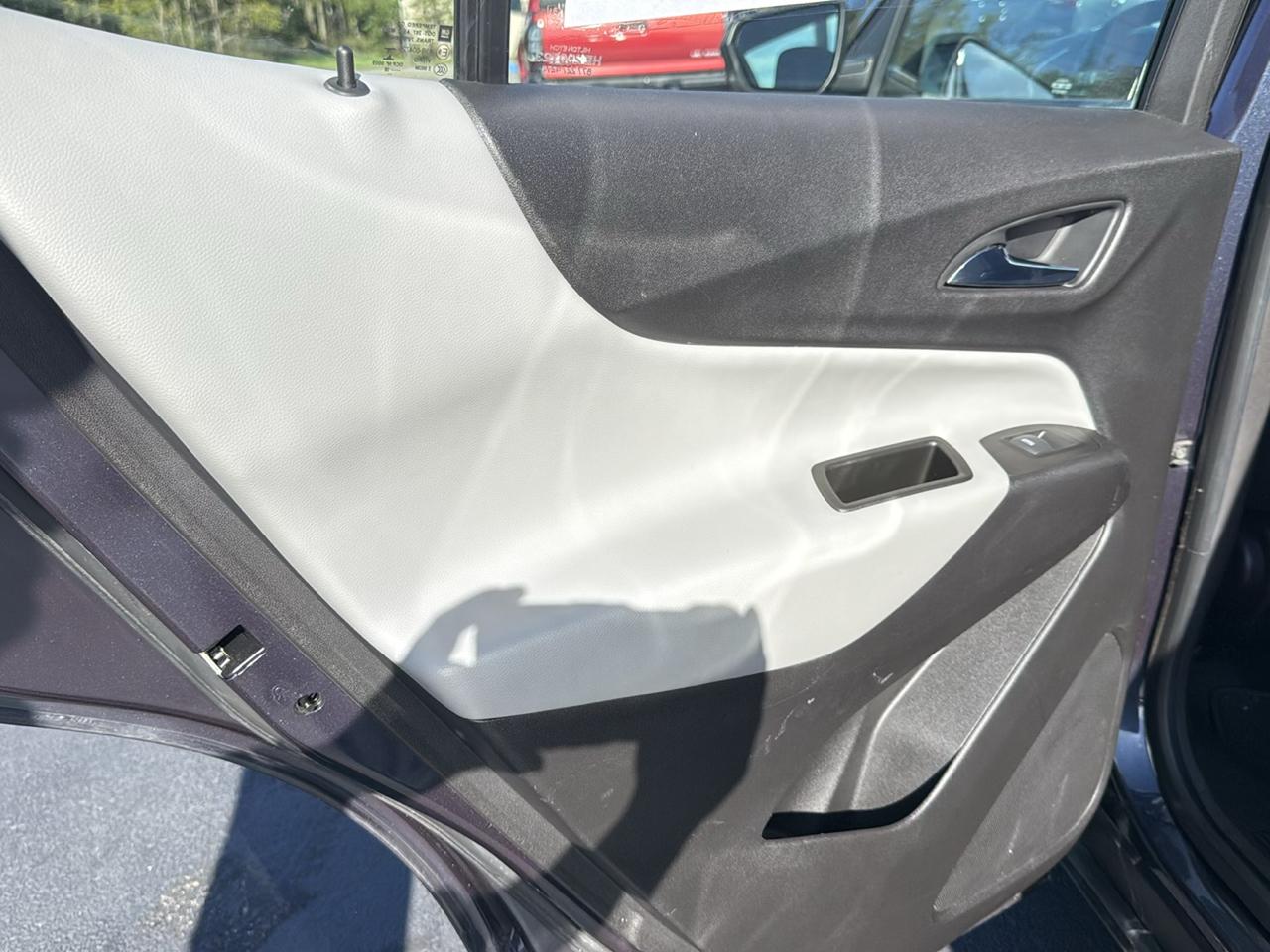 Chevrolet Equinox FWD 4dr LS w/1LS 2018