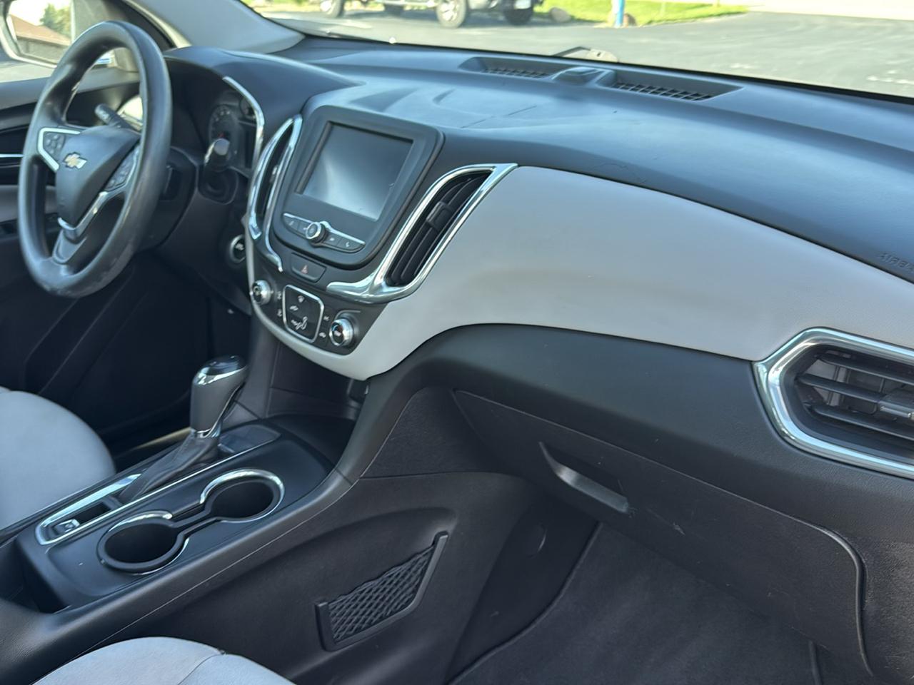Chevrolet Equinox FWD 4dr LS w/1LS 2018