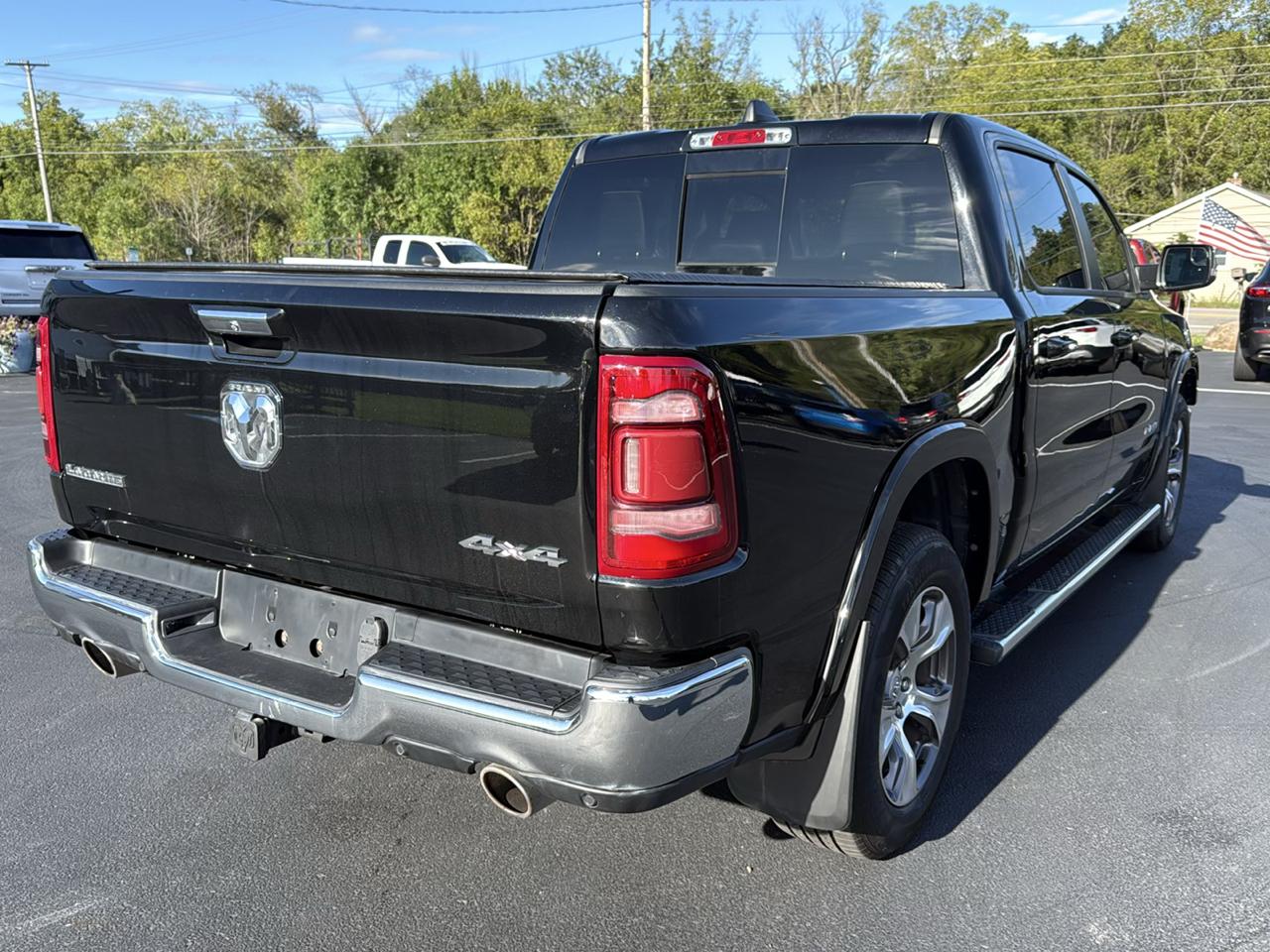 RAM 1500 Laramie 4x4 Crew Cab 5'7" Box 2019