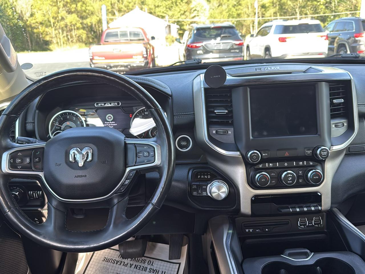 RAM 1500 Laramie 4x4 Crew Cab 5'7" Box 2019