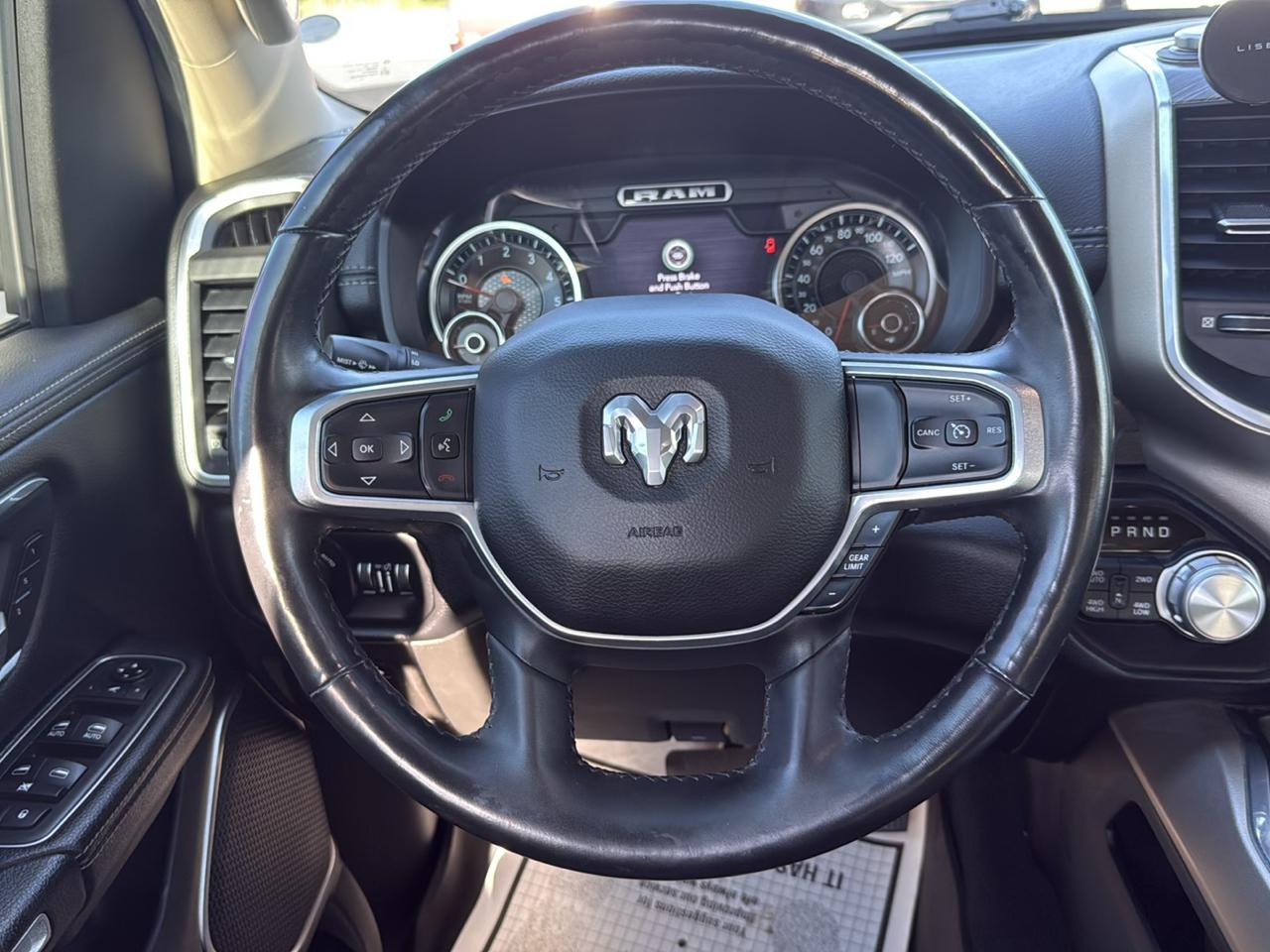 RAM 1500 Laramie 4x4 Crew Cab 5'7" Box 2019