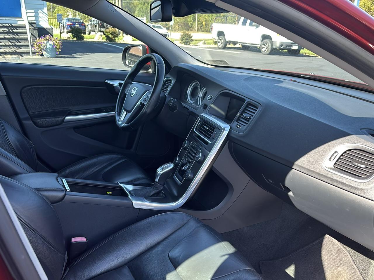 Volvo S60 4dr Sdn T5 AWD 2013