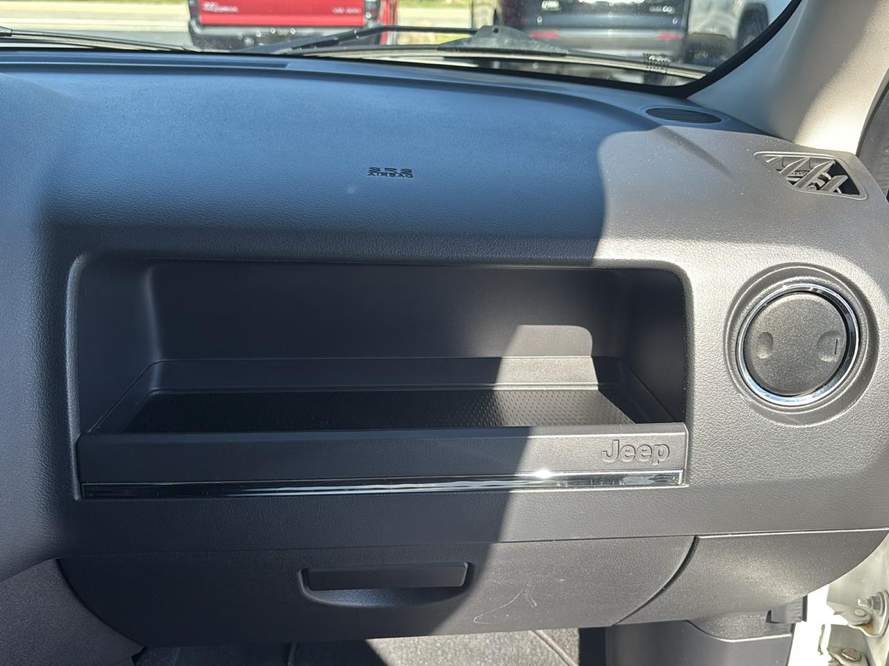 Jeep Patriot 4WD 4dr Latitude 2011