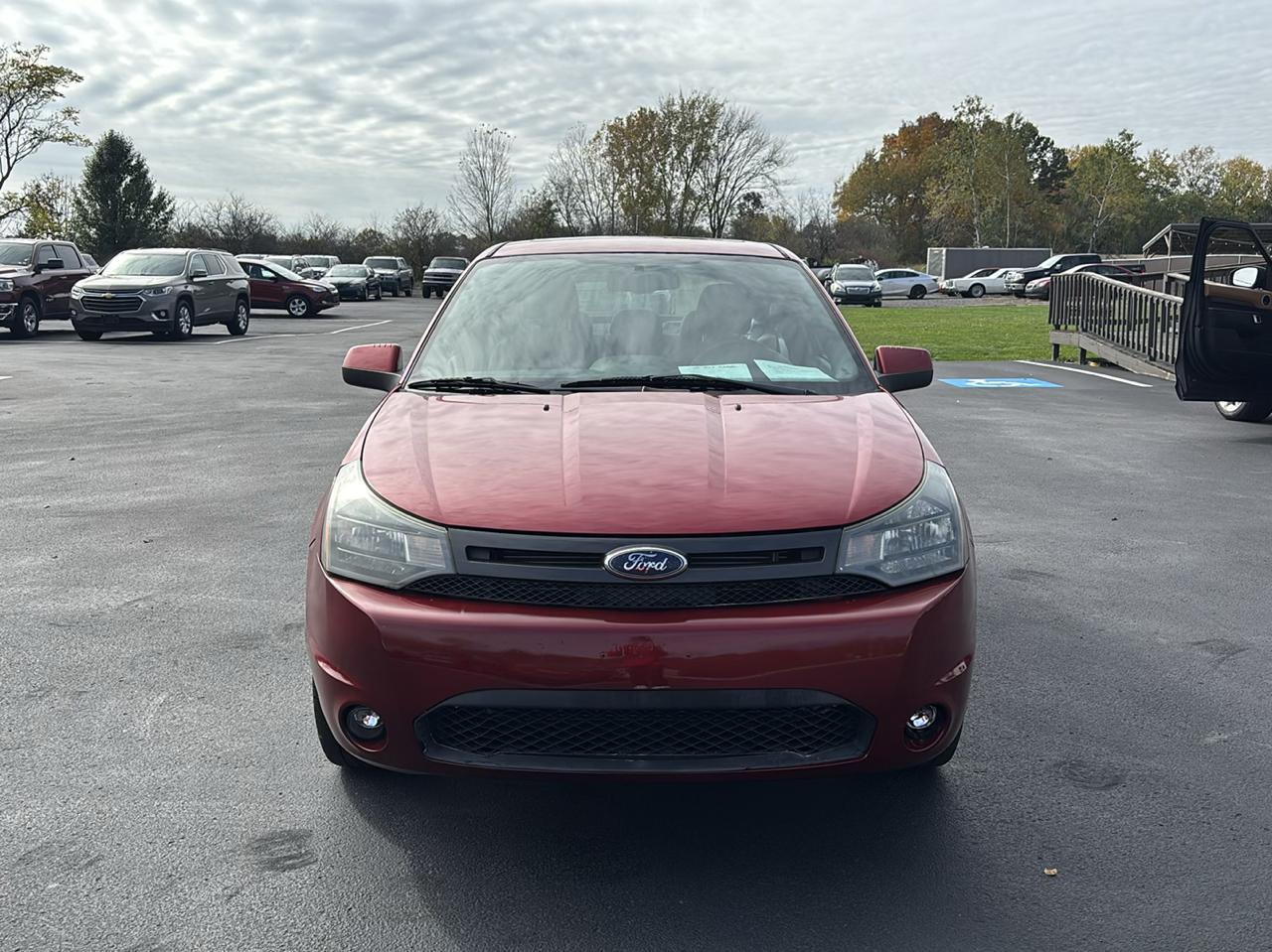 Ford Focus 2dr Cpe SES 2009
