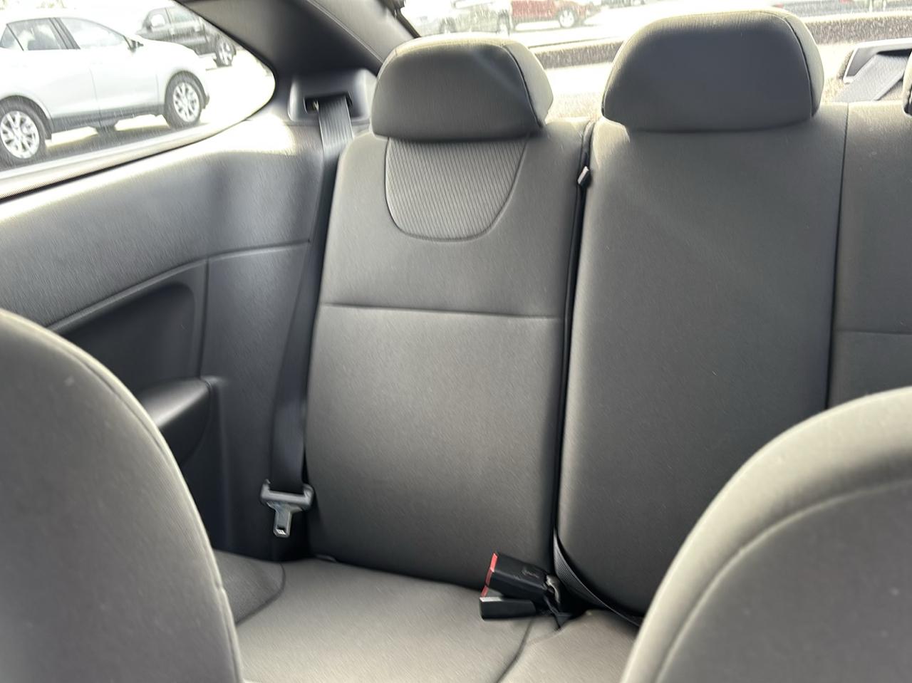 Ford Focus 2dr Cpe SES 2009