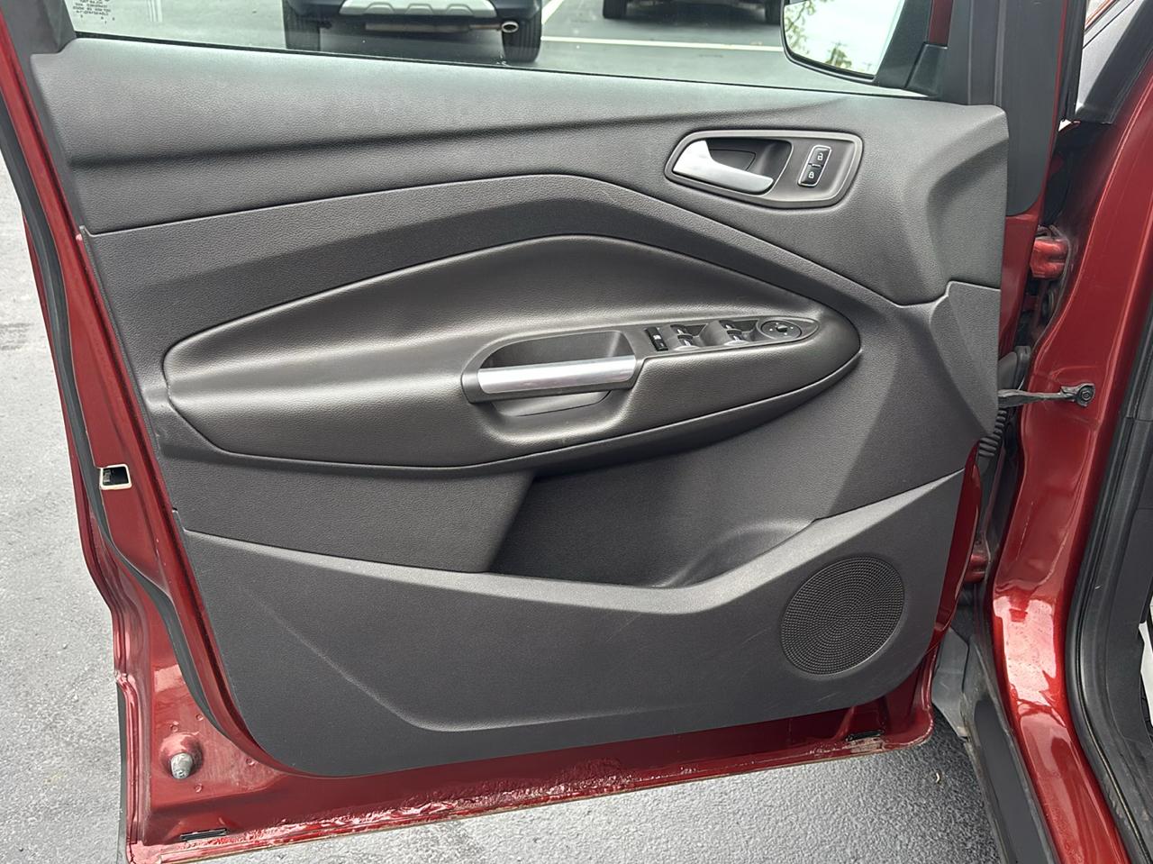 Ford Escape FWD 4dr SE 2014