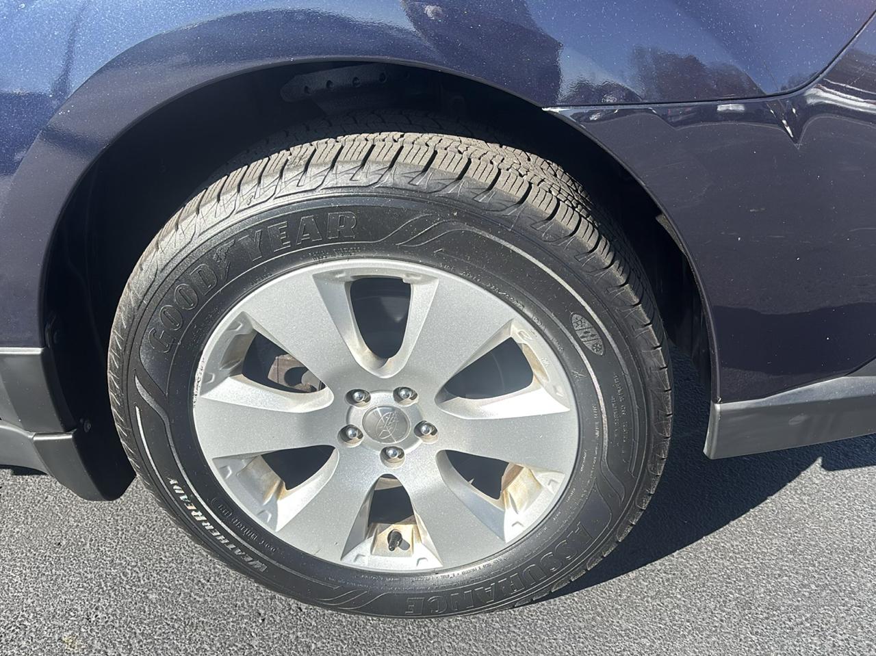 Subaru Outback 4dr Wgn H4 Auto 2.5i Premium 2012