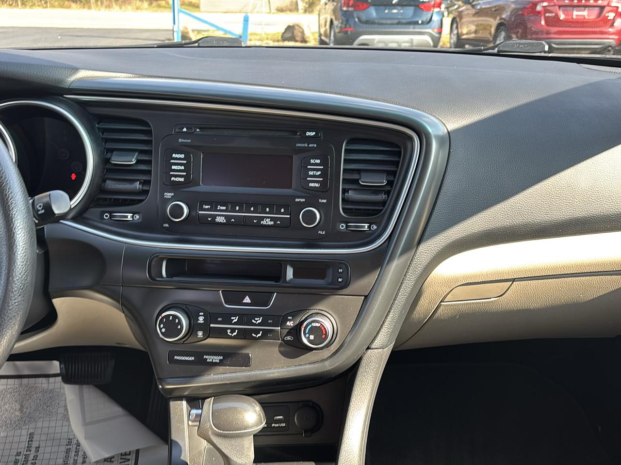 Kia Optima 4dr Sdn LX 2015