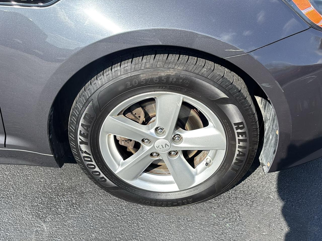 Kia Optima 4dr Sdn LX 2015