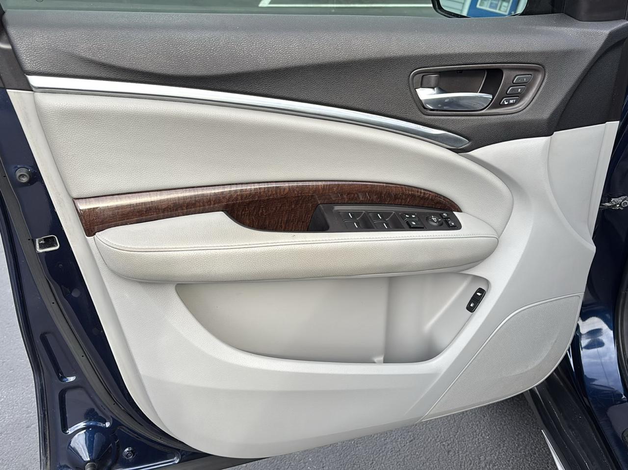 Acura MDX SH-AWD w/Technology Pkg 2017