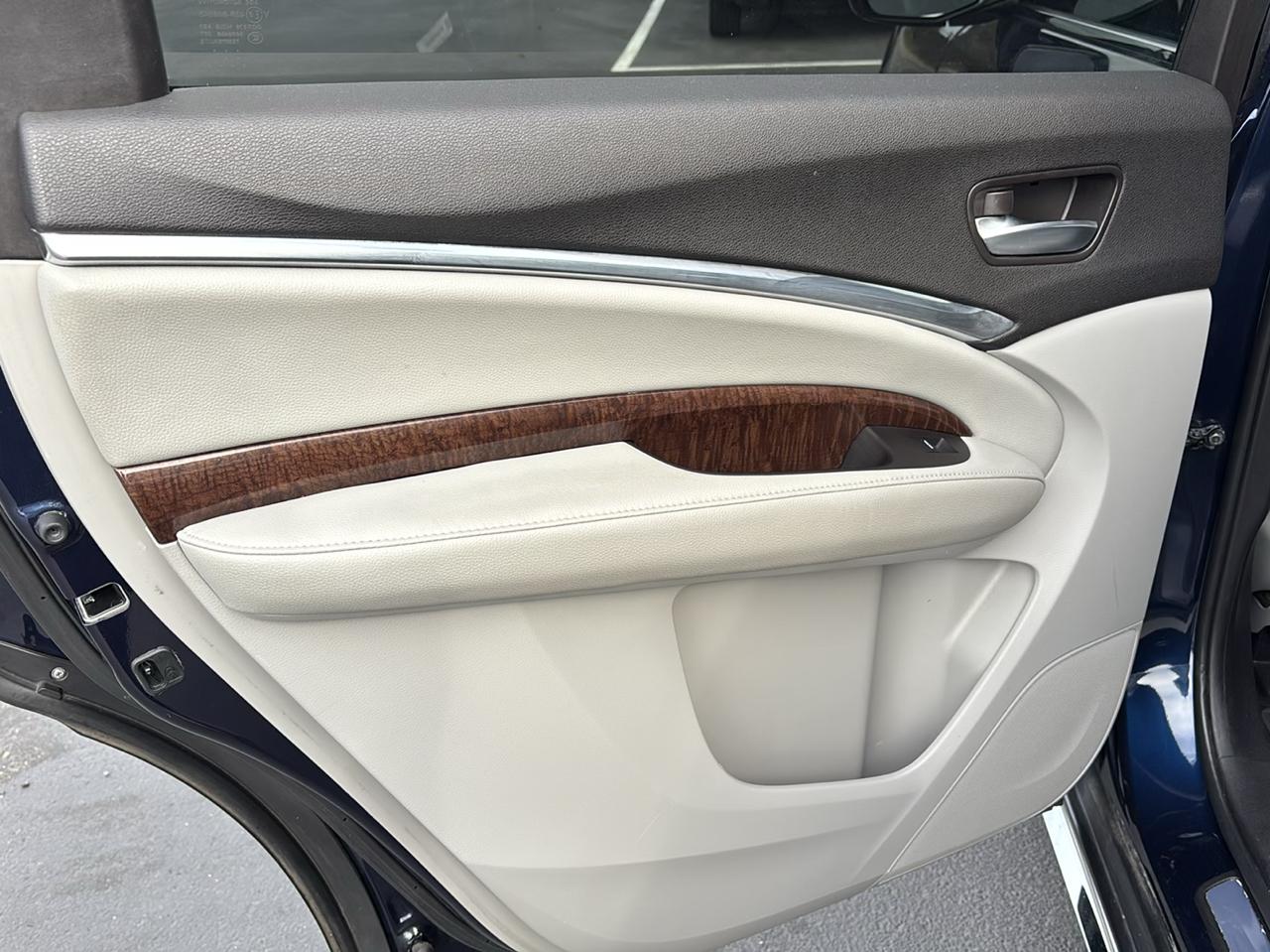 Acura MDX SH-AWD w/Technology Pkg 2017