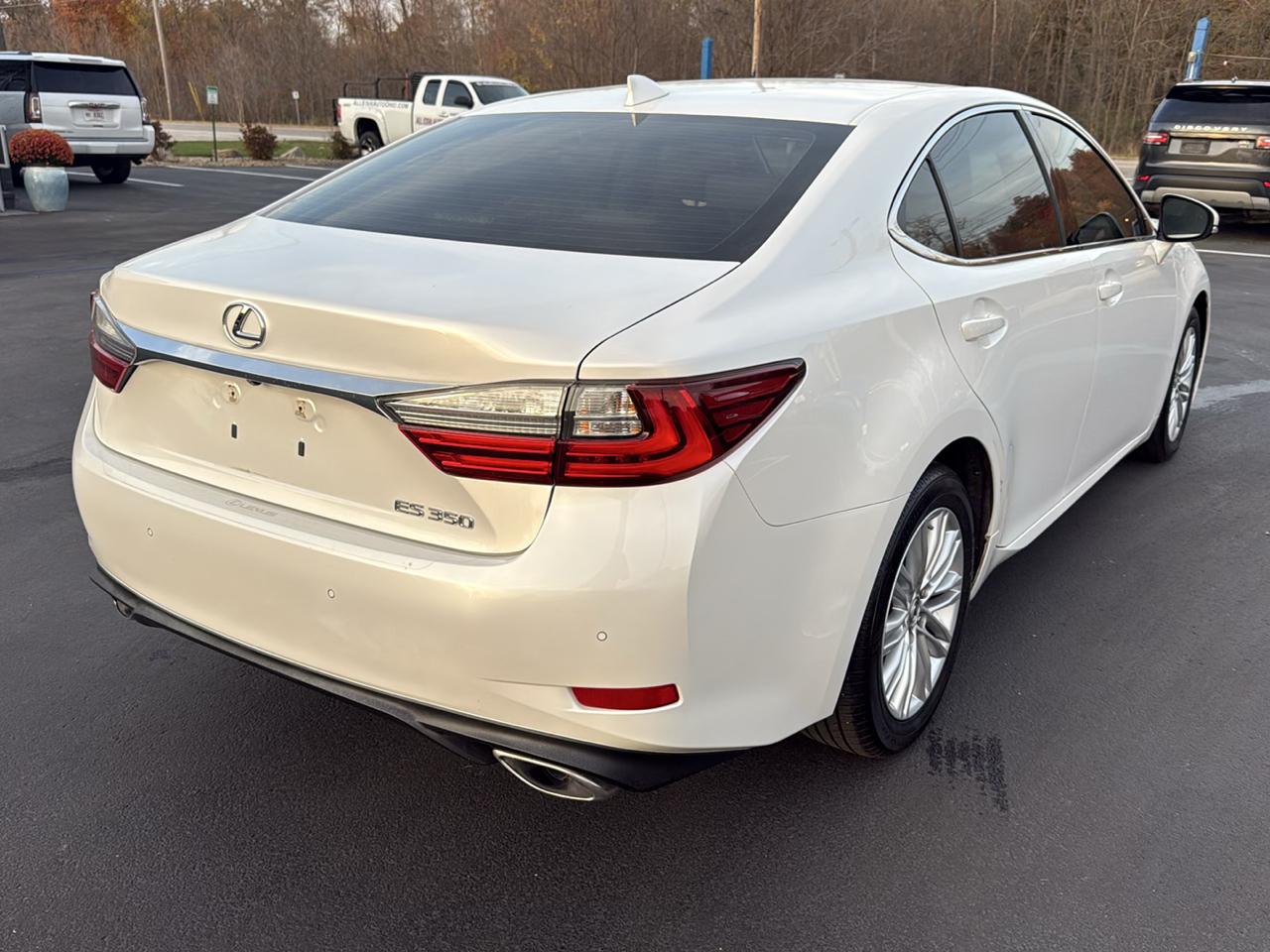 Lexus ES ES 350 FWD 2017