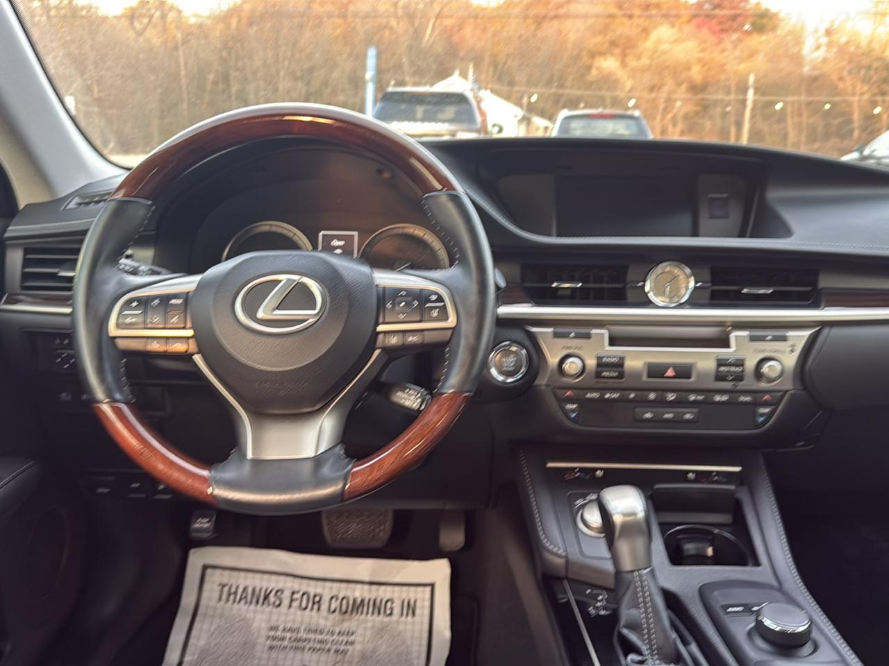 Lexus ES ES 350 FWD 2017