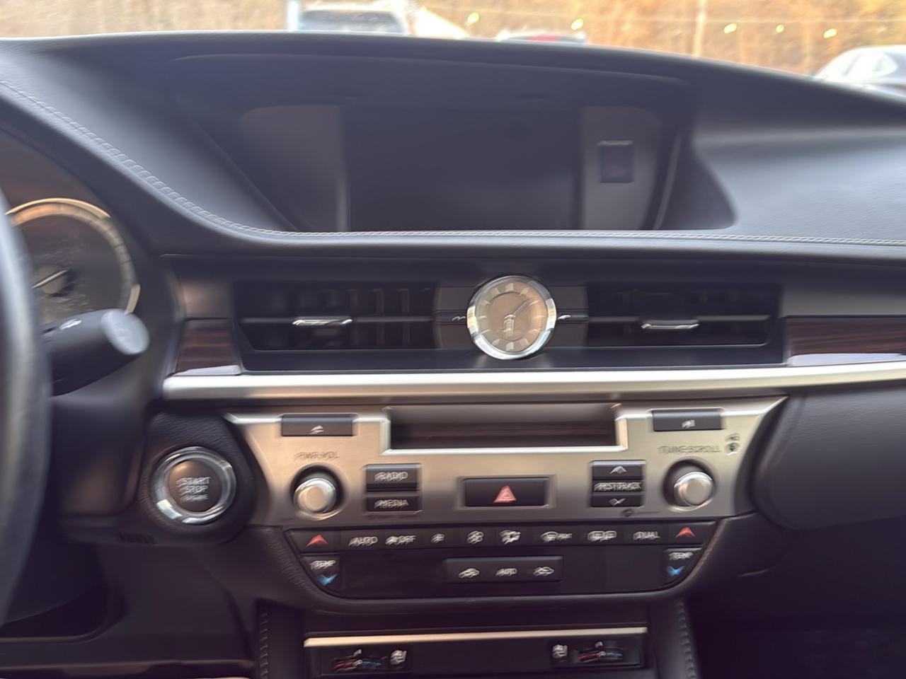 Lexus ES ES 350 FWD 2017