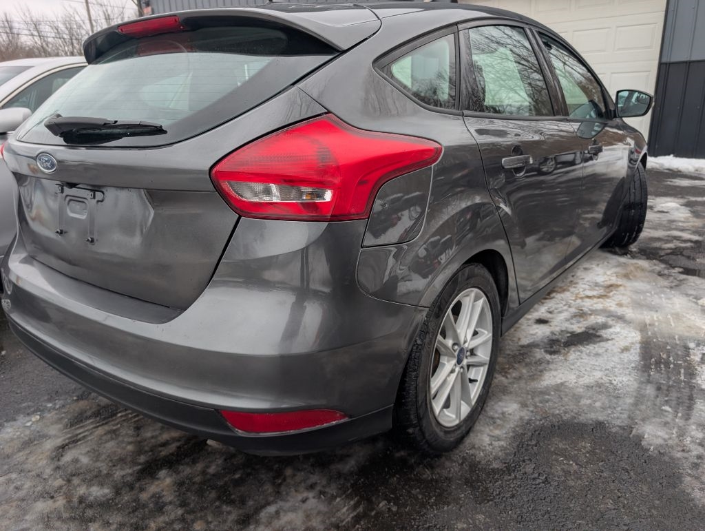 Ford Focus SE Hatch 2015