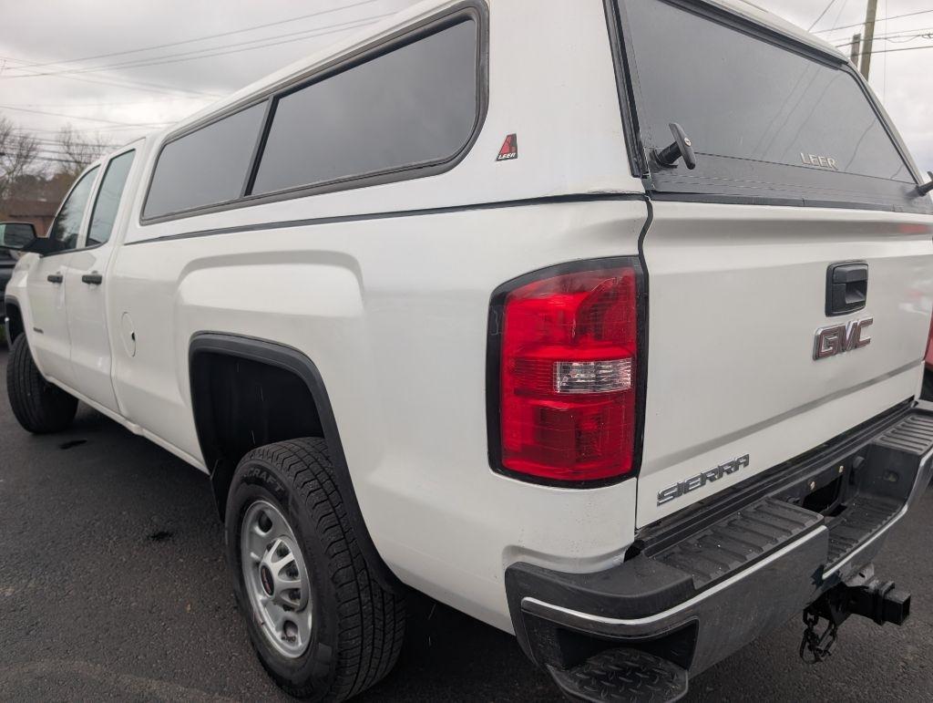 GMC Sierra 2500HD Base Double Cab 4WD 2015