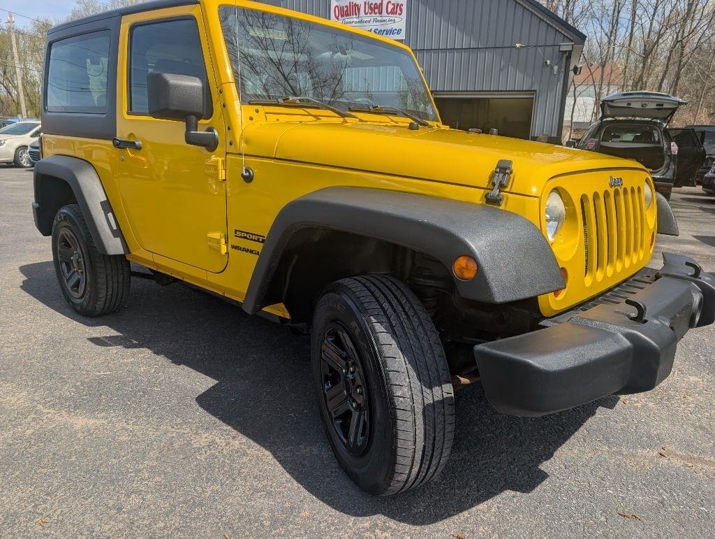 Jeep Wrangler 4WD 2dr Sport 2011