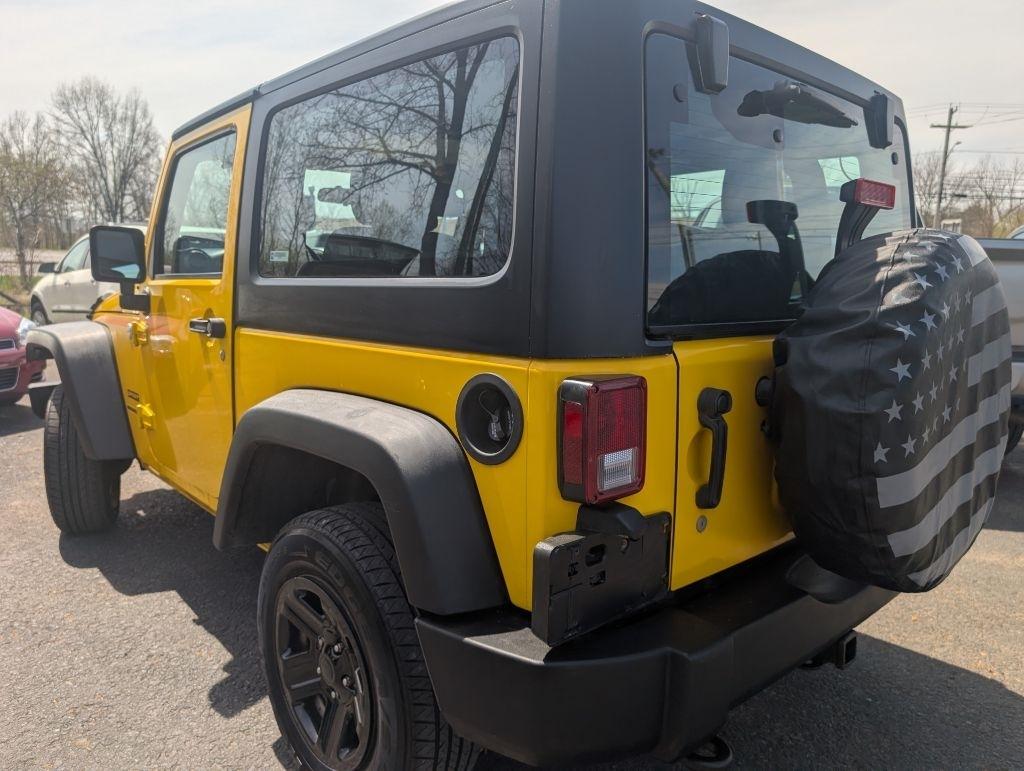 Jeep Wrangler 4WD 2dr Sport 2011