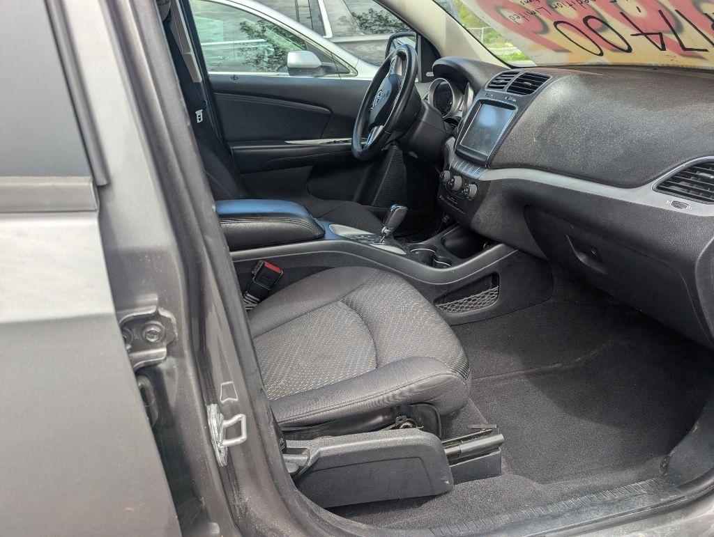 Dodge Journey FWD 4dr Crew 2012