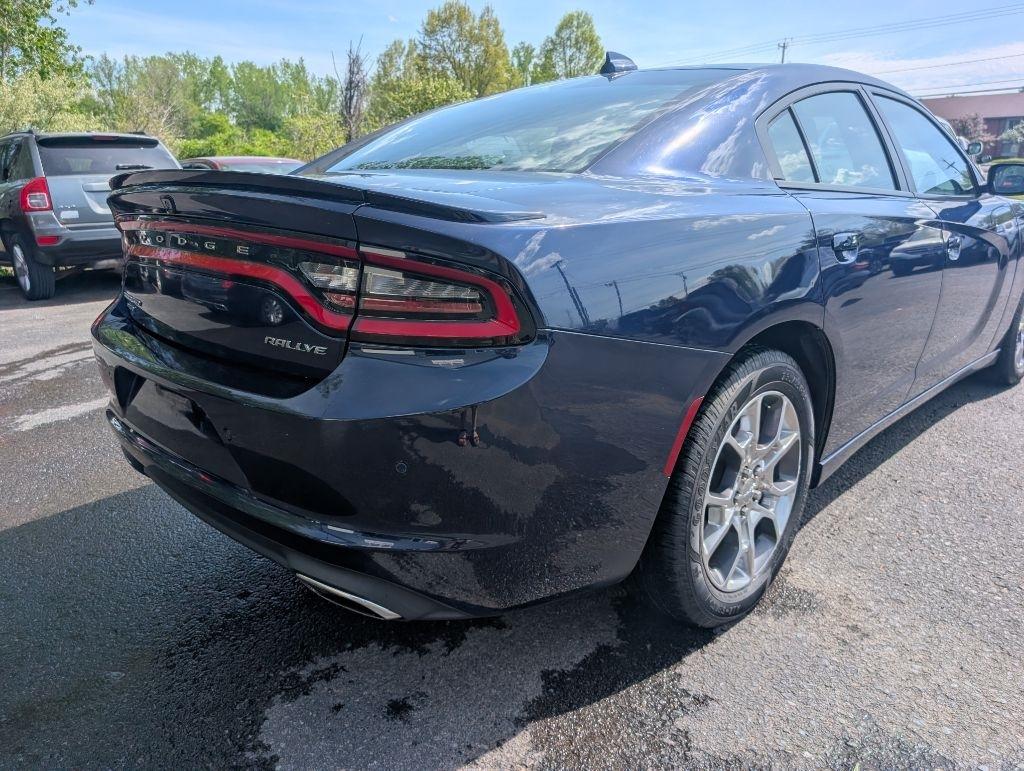 Dodge Charger 4dr Sdn SXT AWD 2015