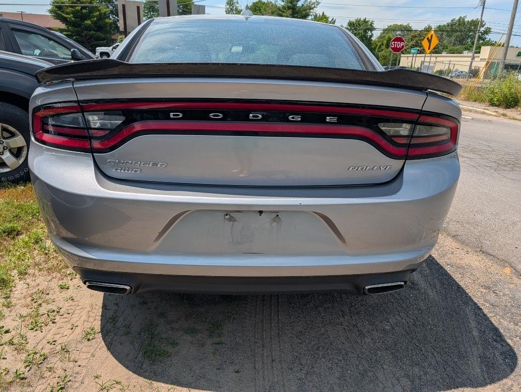 Dodge Charger 4dr Sdn SXT AWD 2015