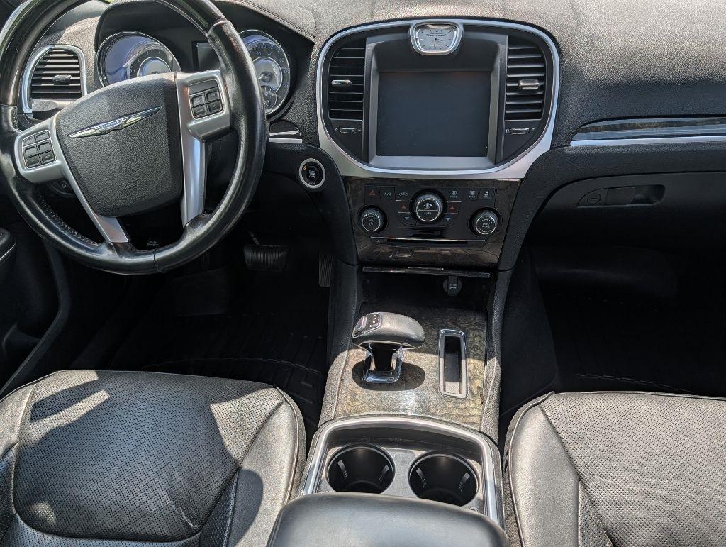 Chrysler 300 4dr Sdn 300C AWD 2013