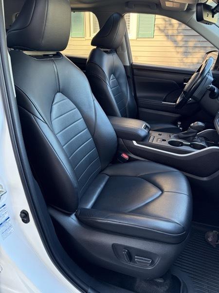 Toyota Highlander Hybrid XLE AWD 2020
