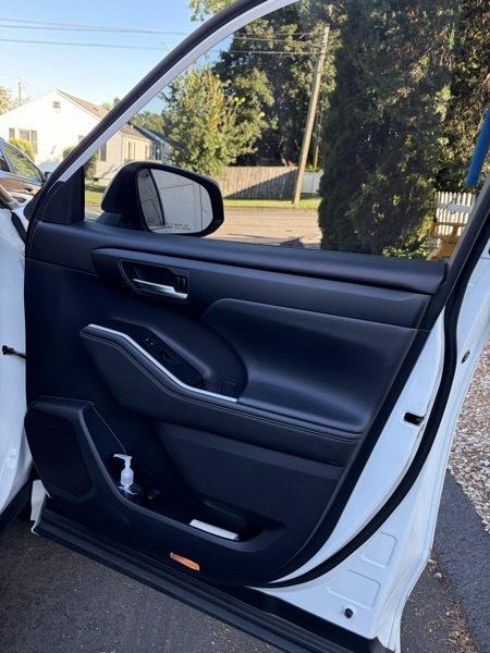 Toyota Highlander Hybrid XLE AWD 2020