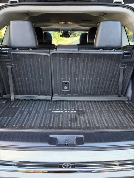 Toyota Highlander Hybrid XLE AWD 2020