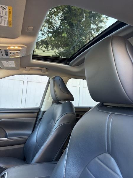 Toyota Highlander Hybrid XLE AWD 2020