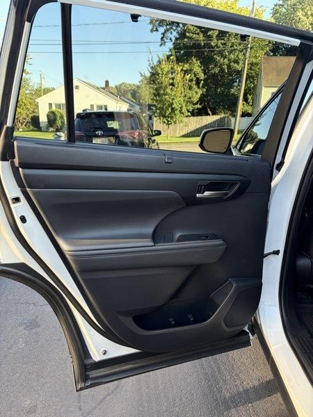 Toyota Highlander Hybrid XLE AWD 2020