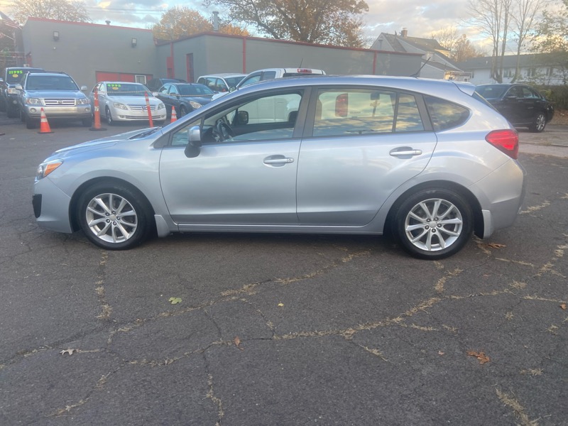 Subaru Impreza 2.0i Premium 5-Door w/All Weather Package 2014