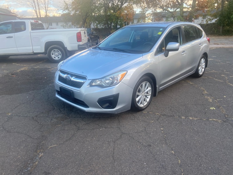 Subaru Impreza 2.0i Premium 5-Door w/All Weather Package 2014