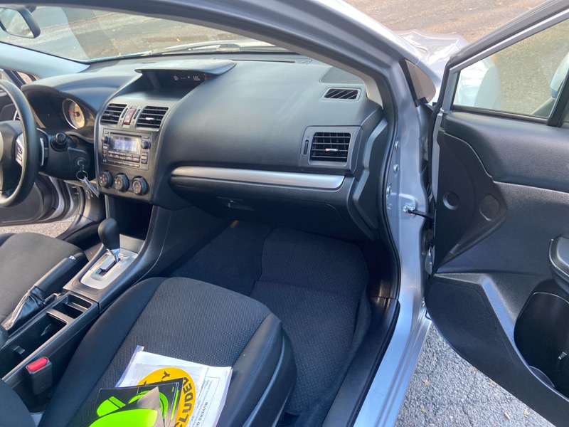 Subaru Impreza 2.0i Premium 5-Door w/All Weather Package 2014