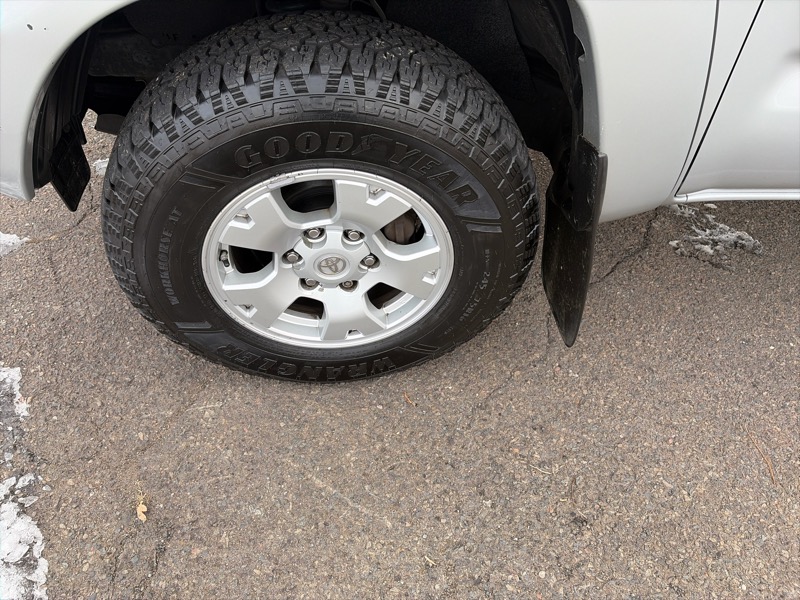 Toyota Tacoma Double Cab Long Bed V6 Auto 4WD 2012