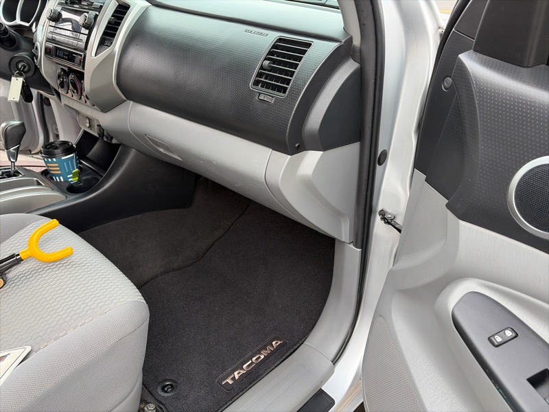 Toyota Tacoma Double Cab Long Bed V6 Auto 4WD 2012