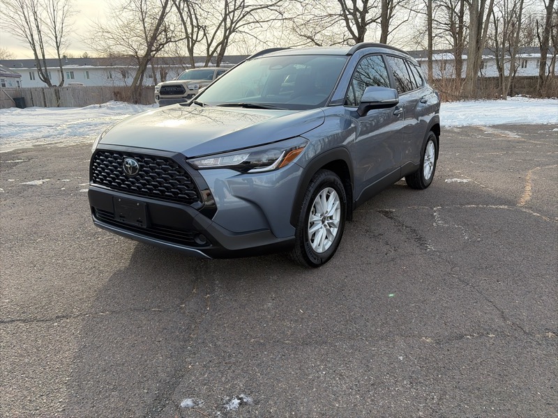 2024 Toyota Corolla Cross LE AWD
