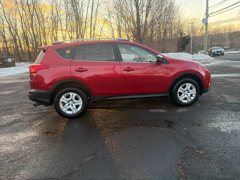 Toyota RAV4 LE AWD 2013