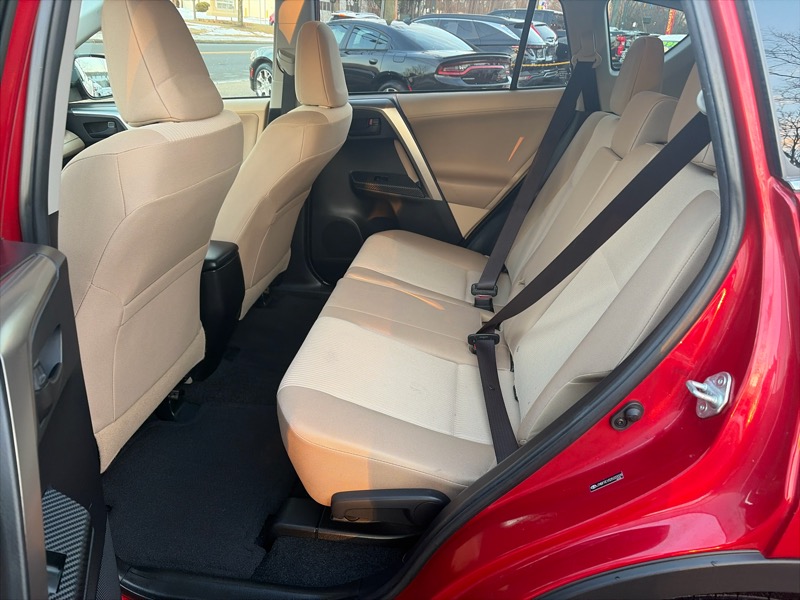 Toyota RAV4 LE AWD 2013