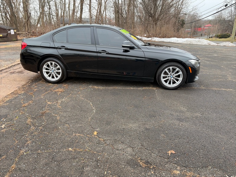 BMW 3-Series 320i xDrive Sedan 2017
